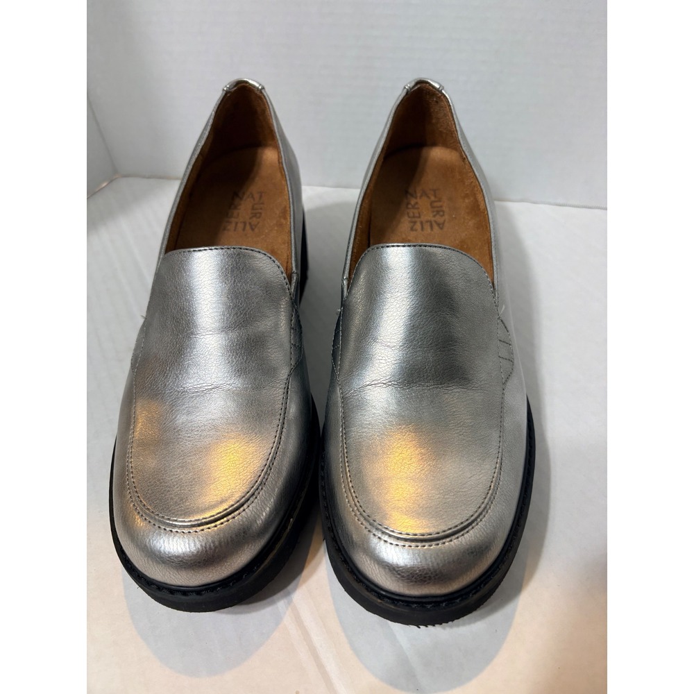 Naturalizer Cabernet Loafer Metallic Silver Lug Sole Chunky Heel Womens 9.5M